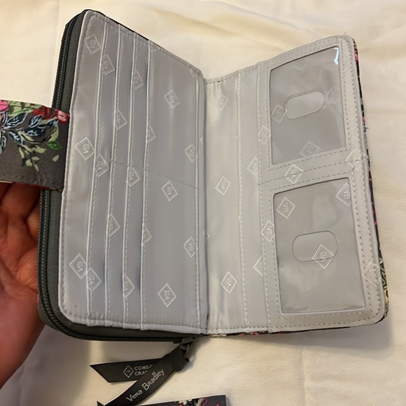 Vera Bradley wallet and accessories - Picture 4 of 9